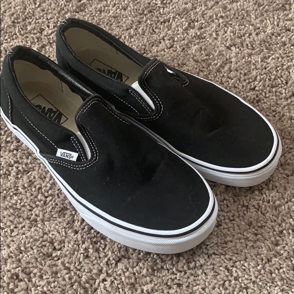 Women’s 9 vans black slip on. Nearly new